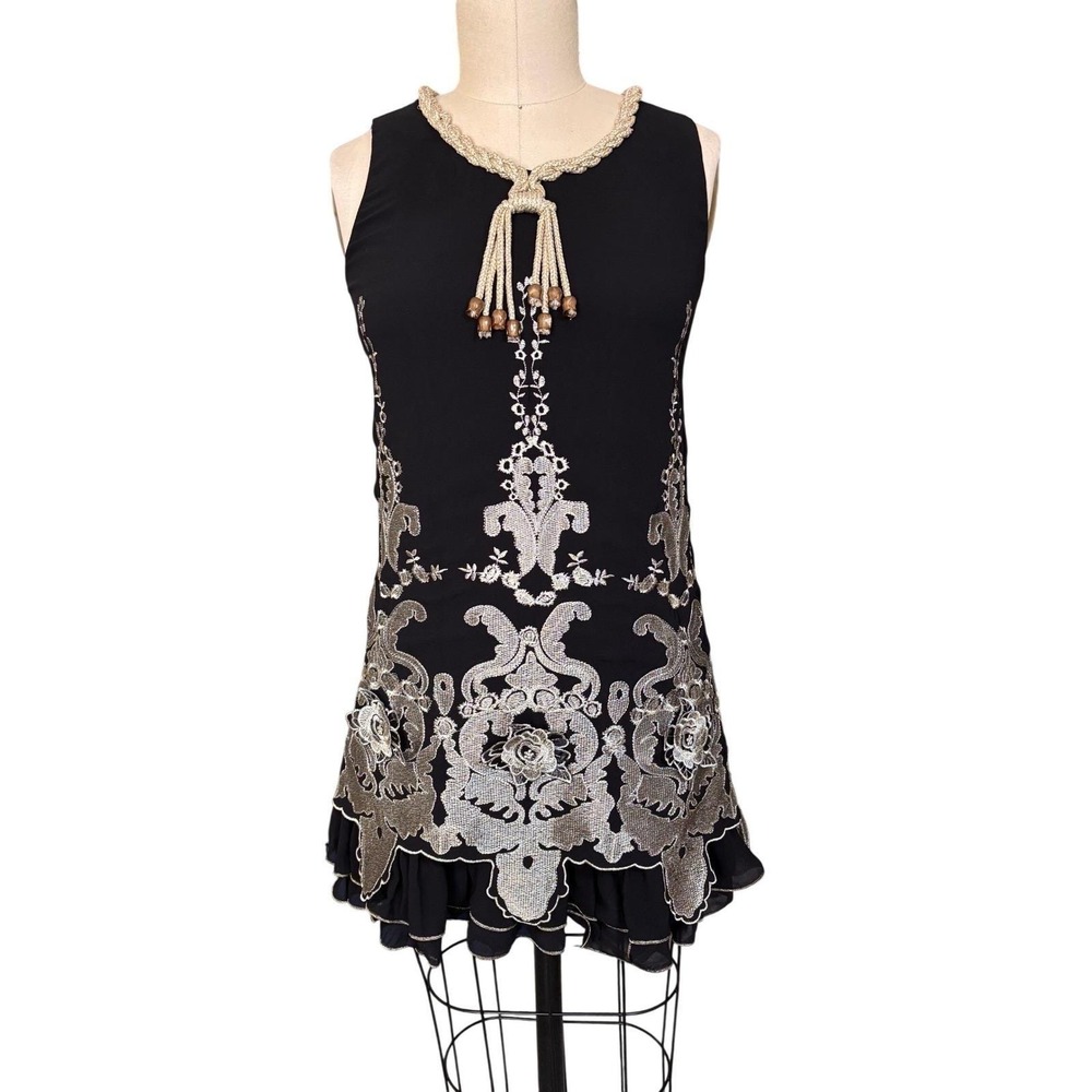 Embroidered Baroque Sleeveless Ruffle Shift Dress Small Black Silver Vintage